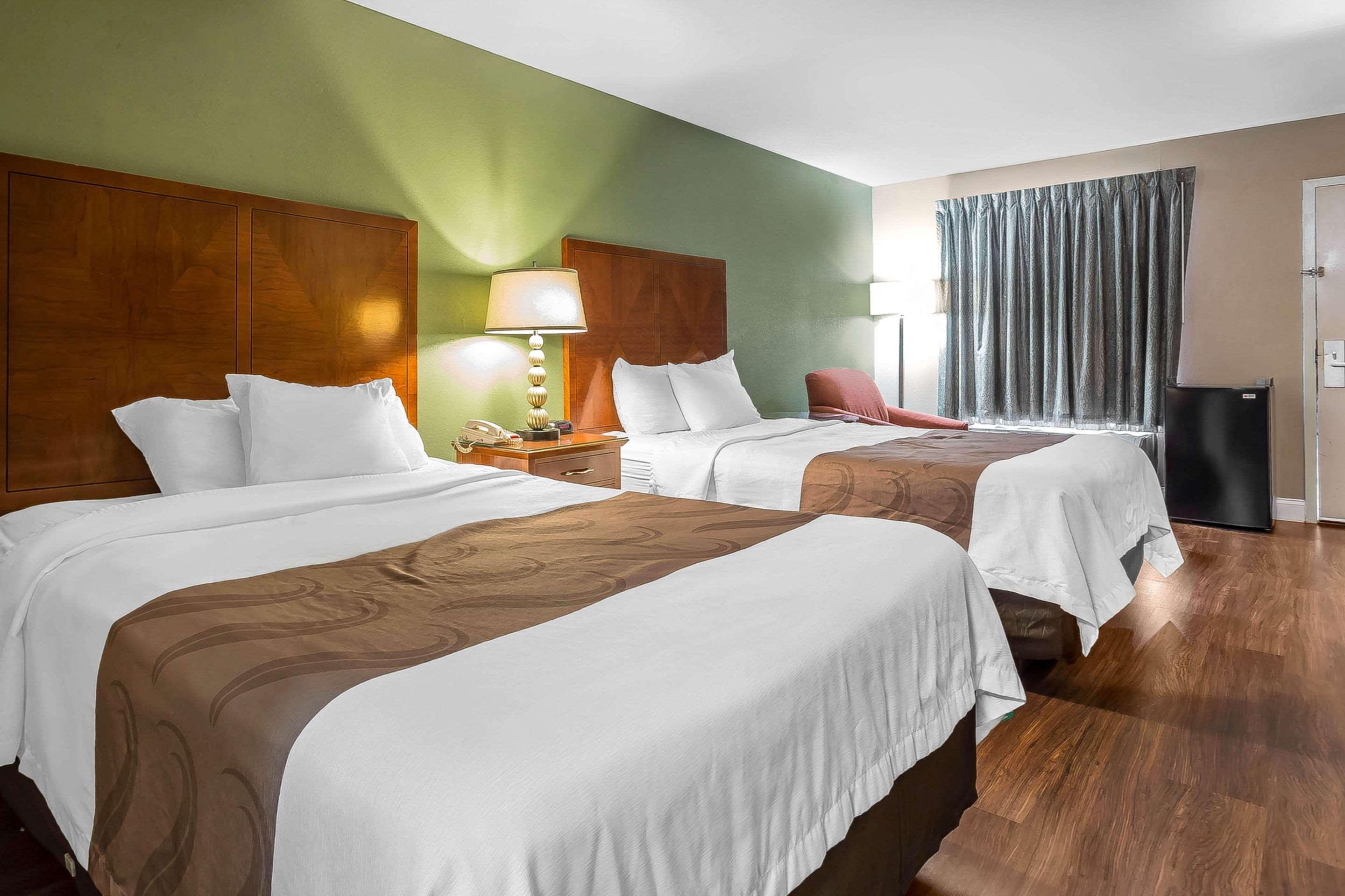 Quality Inn & Suites Near Robins Air Force Base Warner Robins Zewnętrze zdjęcie