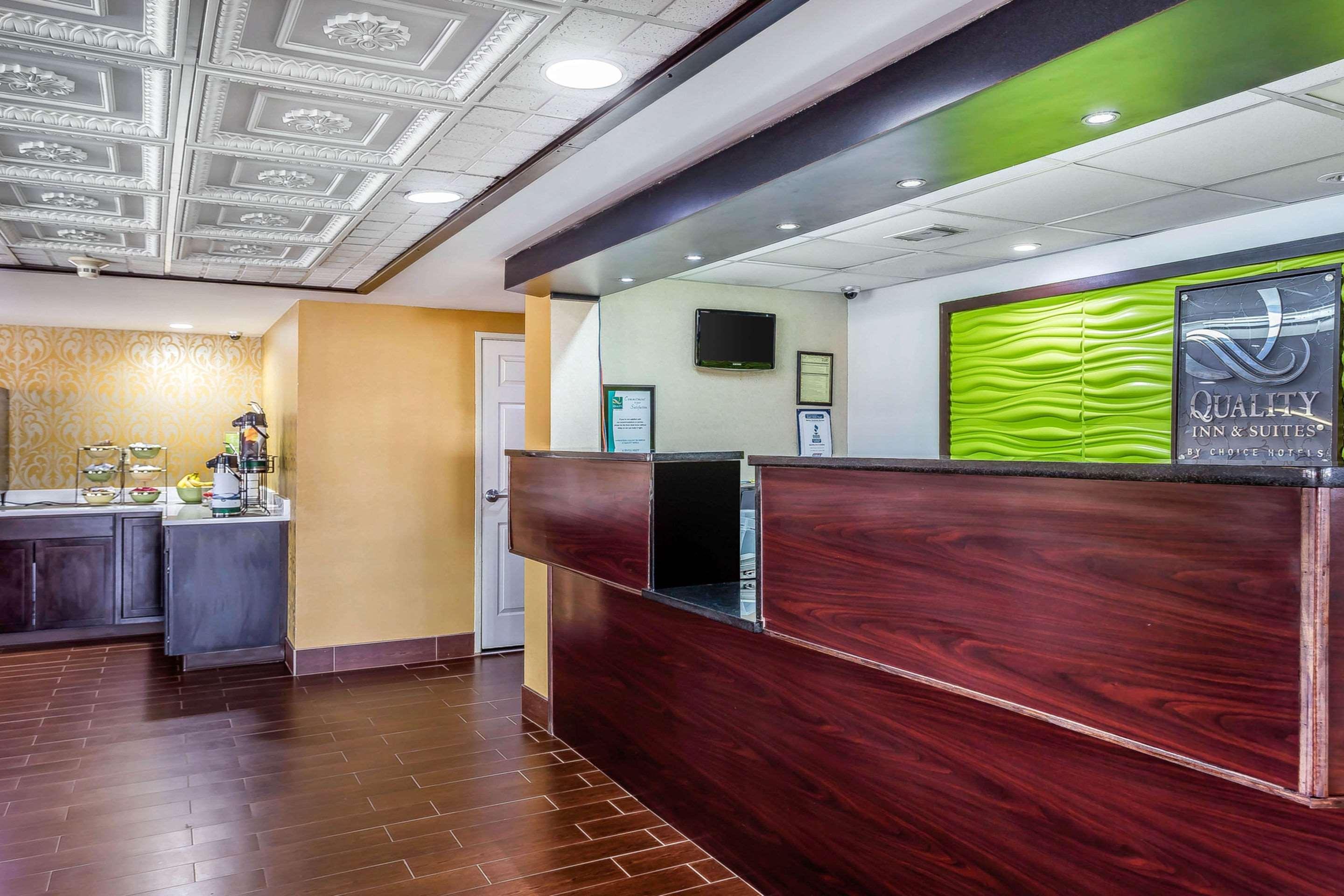 Quality Inn & Suites Near Robins Air Force Base Warner Robins Zewnętrze zdjęcie
