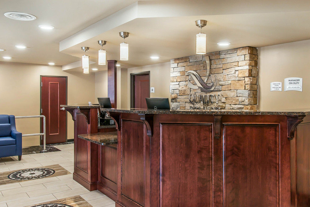 Quality Inn & Suites Near Robins Air Force Base Warner Robins Zewnętrze zdjęcie